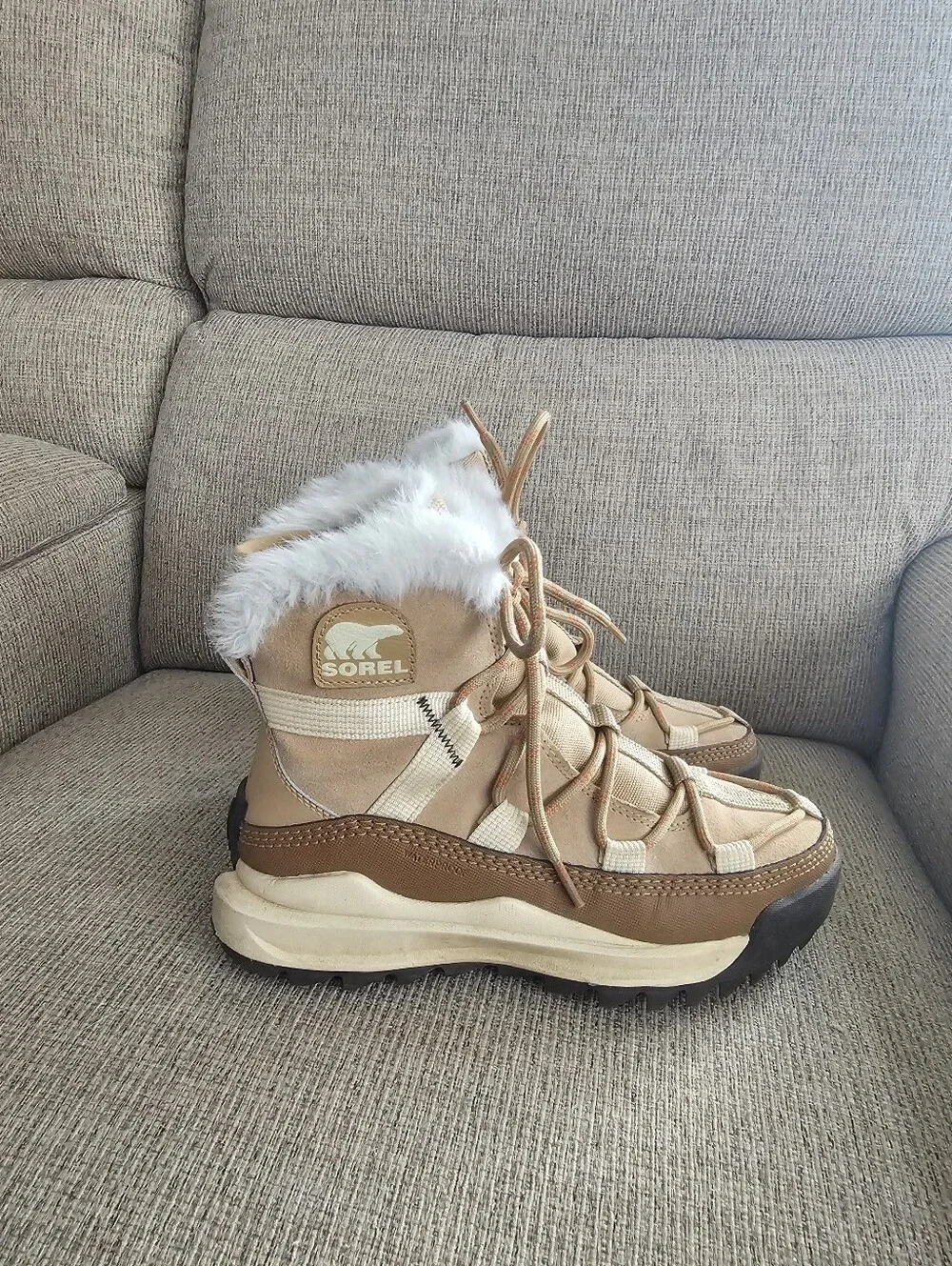 Sorel Women's Ona RMX Glacy Plus Waterproof Boots Size 6.5